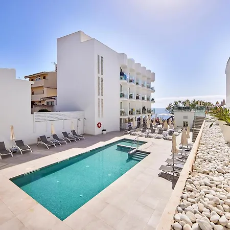 Ilusion Moreyo - Adults Only 4*